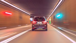 רכב במנהרה - ביטוח רכב בהתאמה אישית