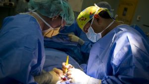 מנתחים בעבודה - ביטוח ניתוחים בישראל